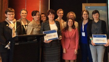 Jocelyne Landeau receives WIA Europe Outstanding Achievement award.