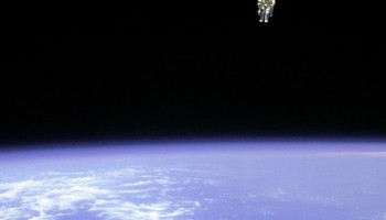 Bruce Maccandless untethered spacewalk. Credit: NASA