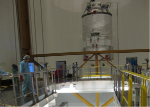 ATV-2 being lifted to the top of Ariane in the BAF