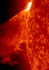 The SDO Observatory, developed by NASA, enables us to understand how the solar magnetic field changes. Credits: NASA / SDO, 2011