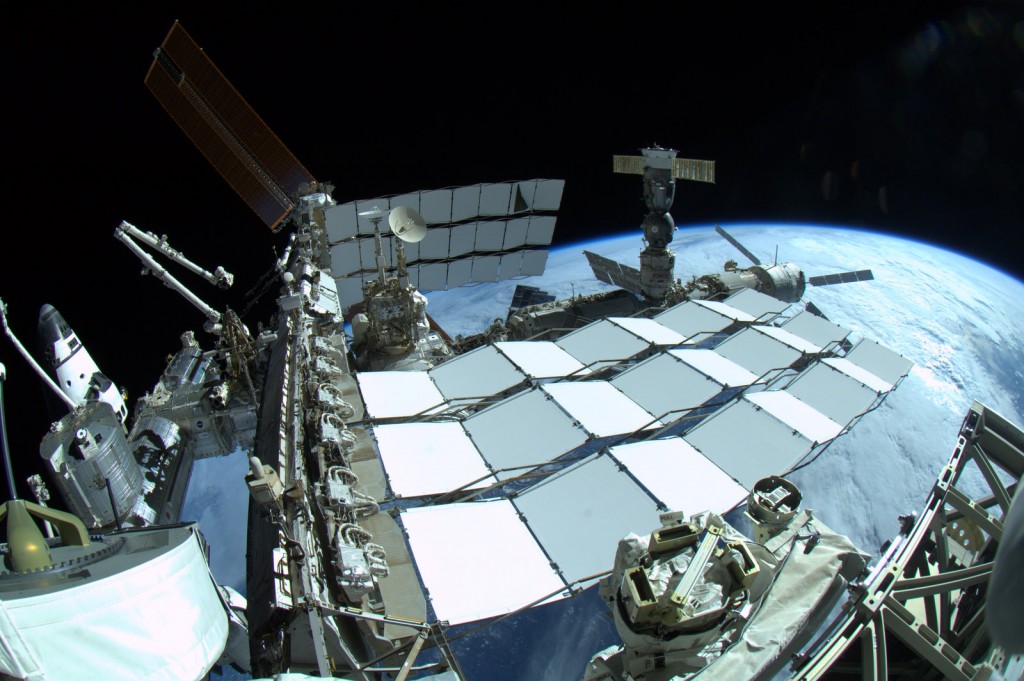@Astro_Taz took the most amazing #ISS px ever