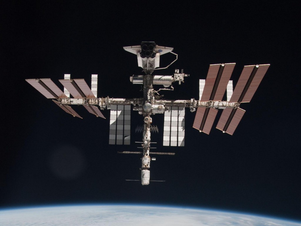 ISS with ATV & Shuttle docked credit: ESA/NASA/Roscosmos