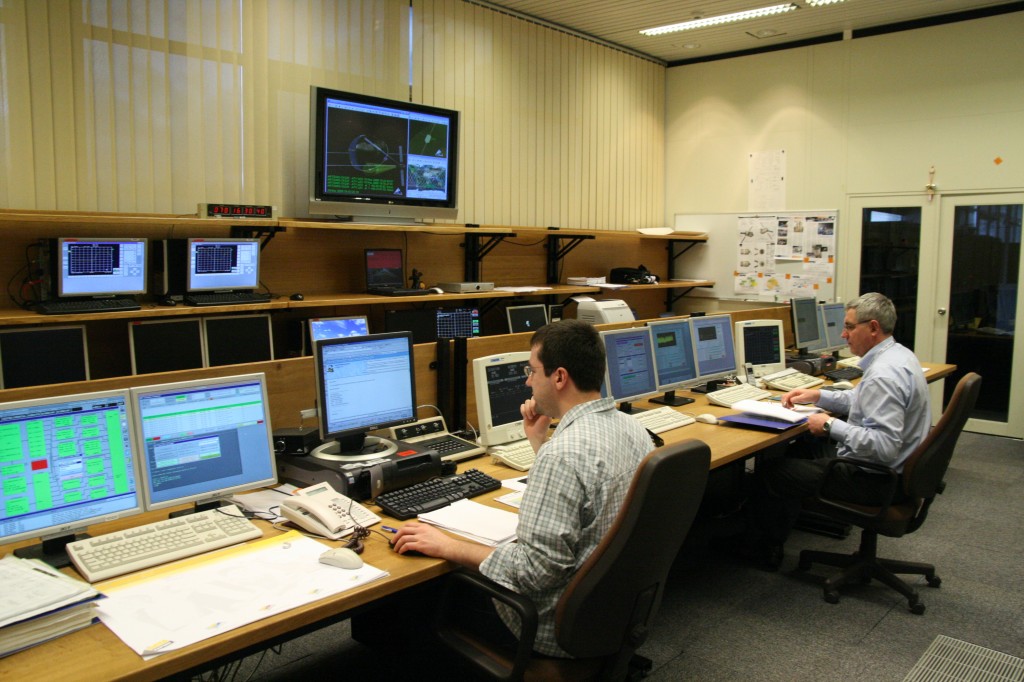 Artemis control room at Redu Centre Credit: ESA/B. Demelenne