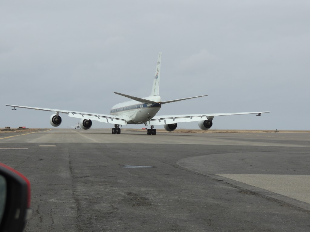 NASA DC-8 following the DLR Falcon on their way to take off. (ESA)