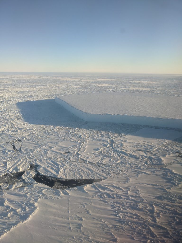 Large icebergs in the Weddell Sea. (credits: ESA–I. Lawrence)