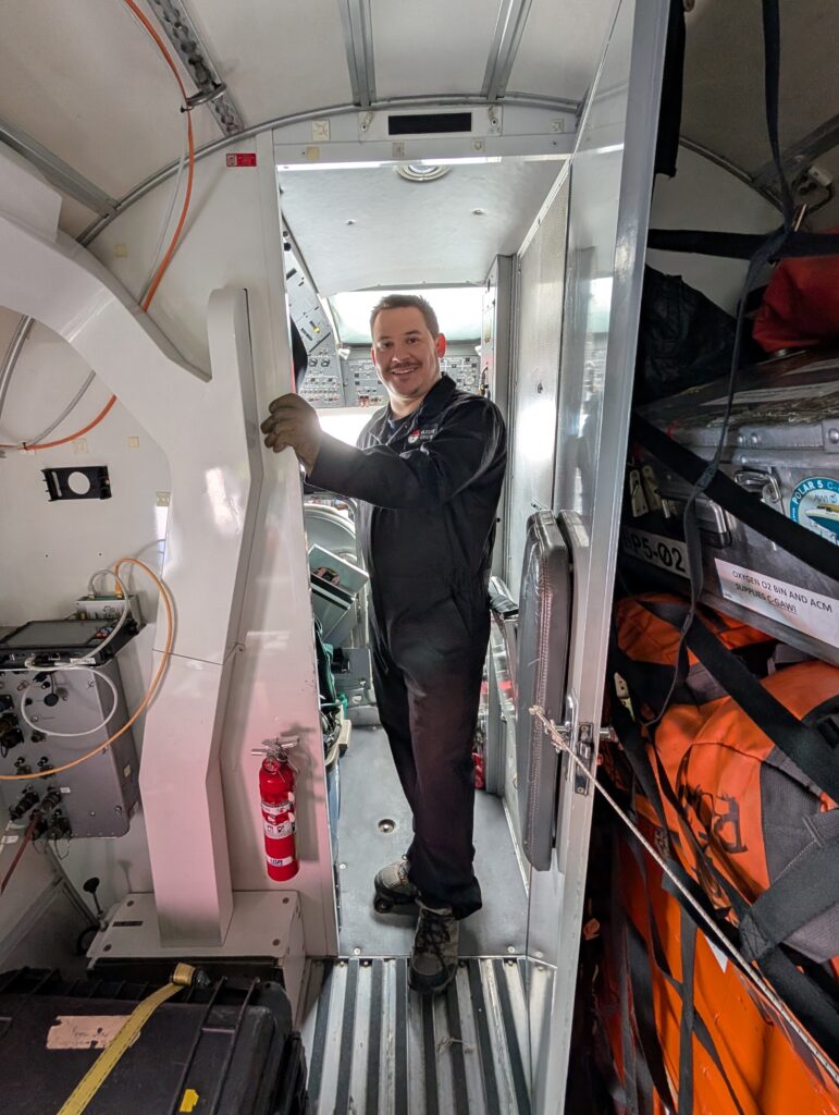 The pilot Kyle McLenaghan from Kenn Borek Air is looking forward to the flight. (Credit: Jonas von Bismarck, ESA).