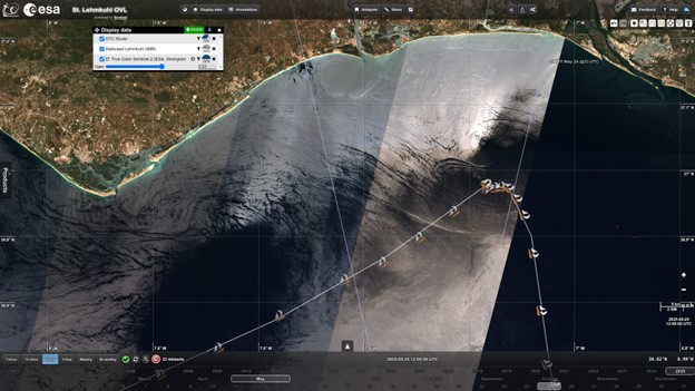 Sentinel-2 captures sunglint. (Ocean Virtual Lab)
