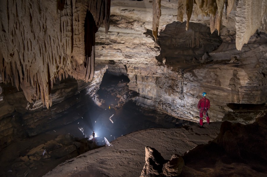 Scenes of speleology – Caves & pangaea blog