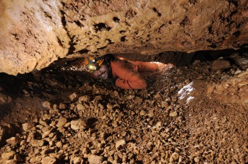 Crawling inside Tiscali cave ESA-A.Romeo