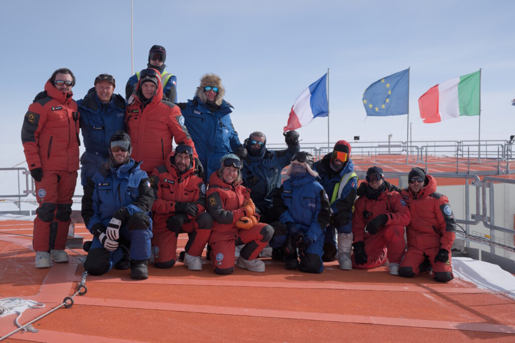 DC21 winterover crew. Credit: ESA/IPEV/PNRA/C. Arrat