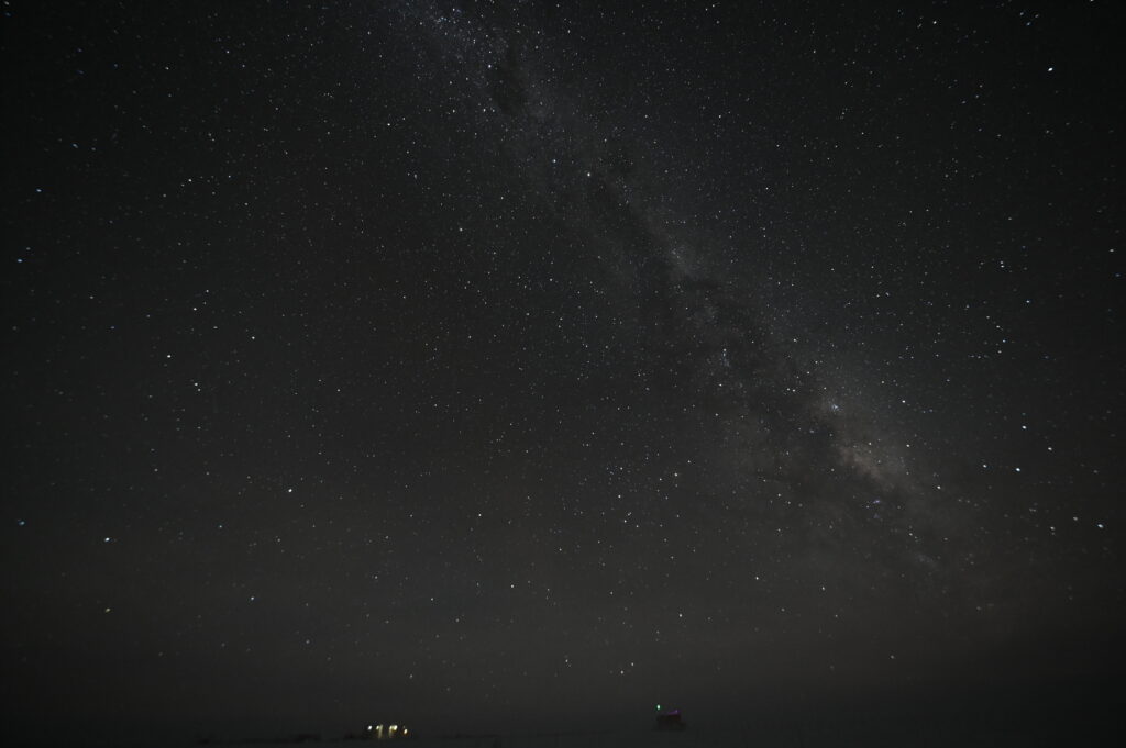 A pristine night sky above the station. Credit: ESA/IPEV/PNRA/C. Arrat