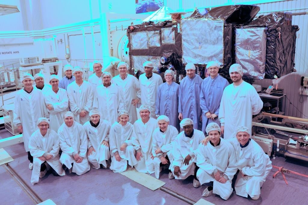 Team and Sentinel-3A ready for storage over Christmas. (ESA)