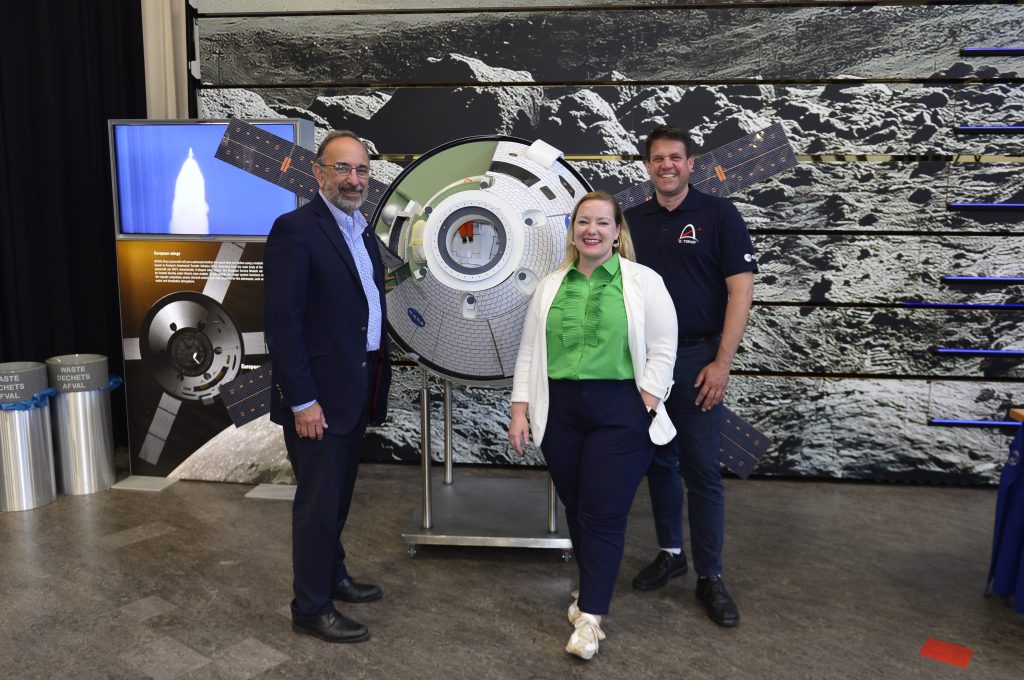 Bill, Megan and Mark in front of an Orion mockup at ESA's technical heart in The Netherlands. Credits: ESA–A. Conigli