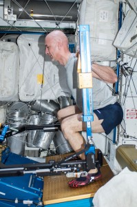 Lifting weights on the ARED Credits: ESA/NASA