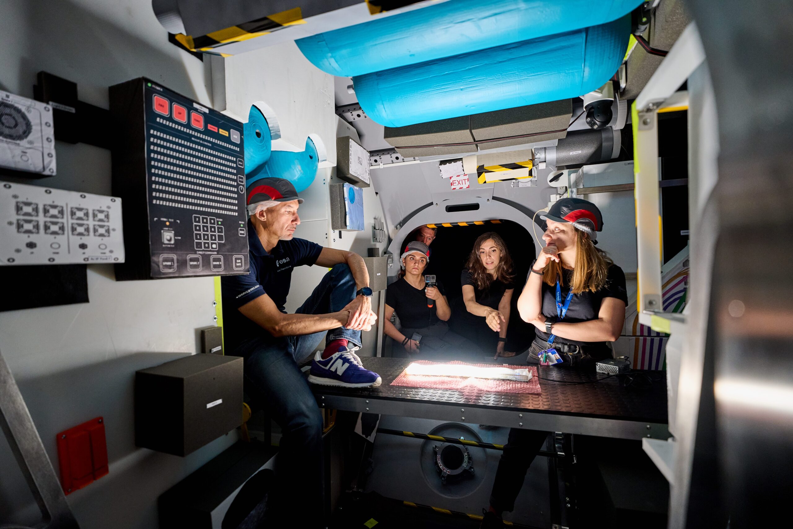 ESA astronaut Luca Parmitano and engineers inside the Lunar I-Hab mock-up. Credit: Thales Alenia Space