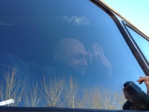 André Kuipers is taken by bus to suiting up