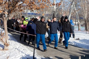 Soyuz TMA-03M crew leaving their hotel early this morning