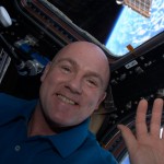 André sent a photo of himself waving from the Cupola