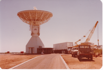 Perth antenna construction at Carnarvon, ca. 1985