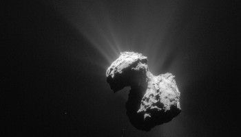 Comet 67P/C-G on 7 July 2015. Credits: ESA/Rosetta/NAVCAM – CC BY-SA IGO 3.0